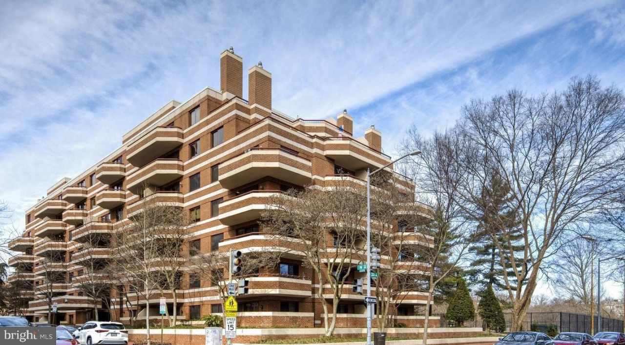2301 N Street NW unit: 404