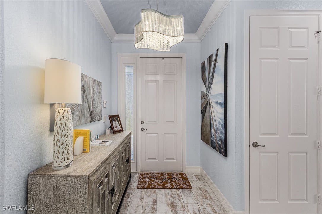 13528 Mandarin Circle