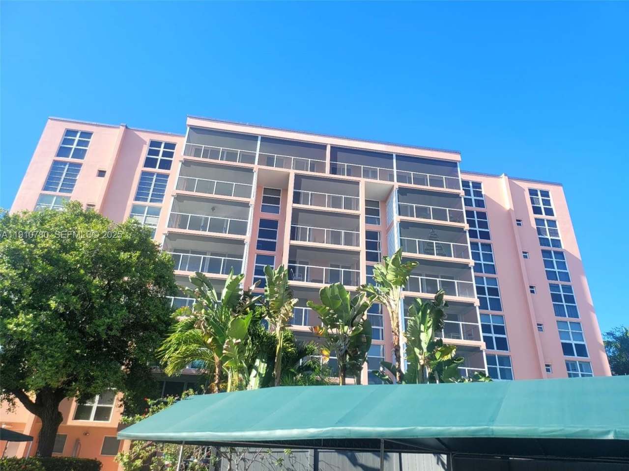 1750 E Las Olas Blvd