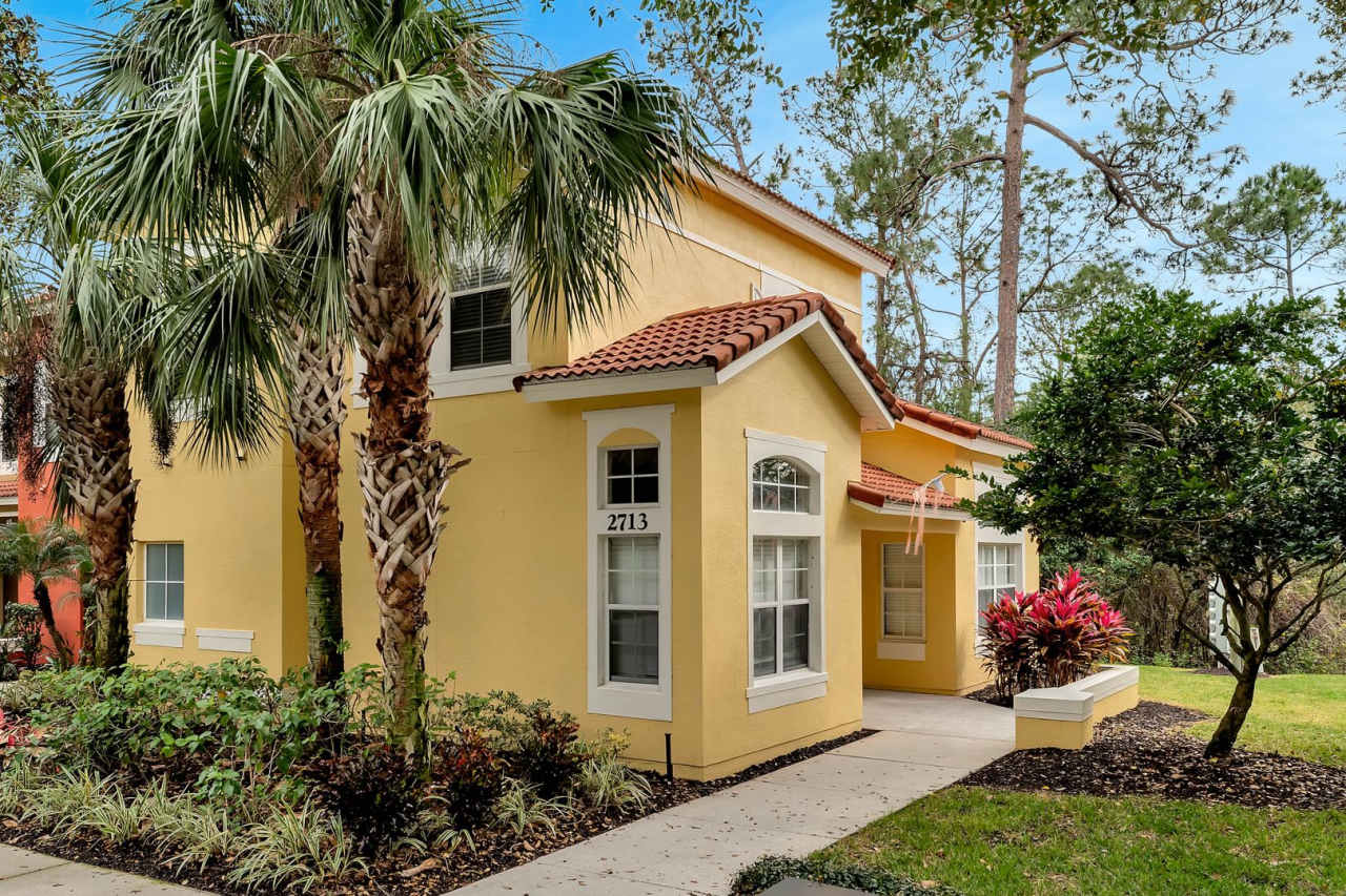 Gorgeous 4-Bedroom, 4-Bathroom Home in Kissimmee