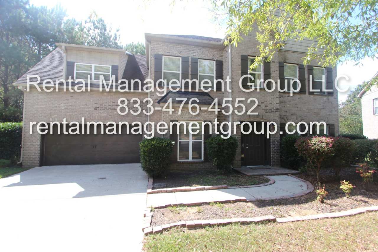 Large 4 Bedroom 2.5 Bath Trussville Home For Lease