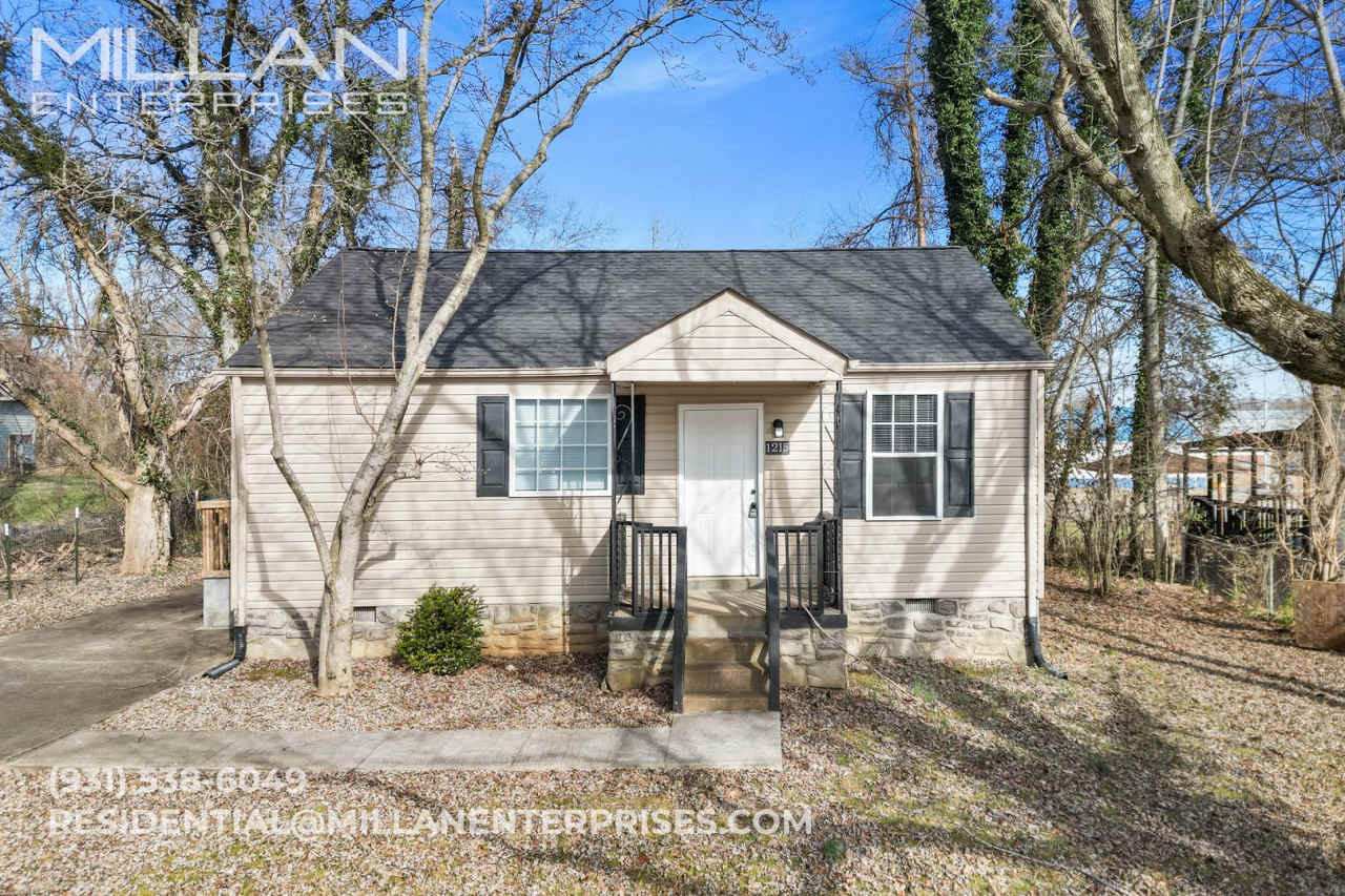 Charming Single Family Home Featuring Spacious Floor Plan and Eat-In Kitchen - Enjoy Your First Month FREE with a 13-Month Lease!