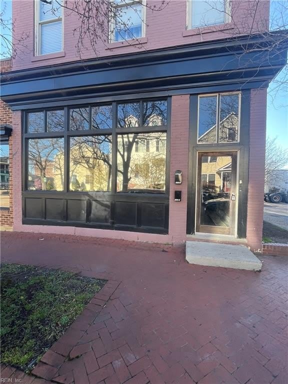 448 Green Street