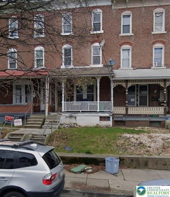 425 W Liberty Street unit: 1