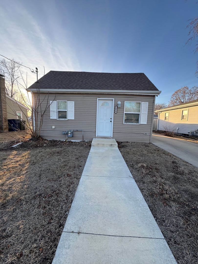 Now Leasing: Charming 1 Bedroom, 1 Bathroom Home in Waterloo, IA!