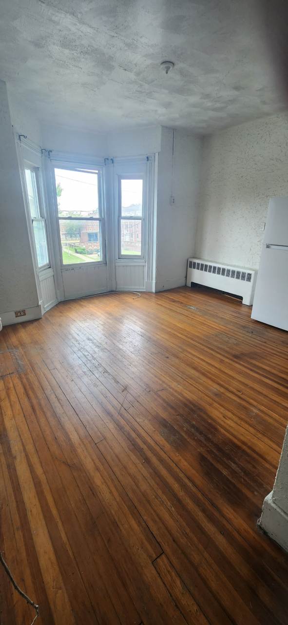 320 Western Ave, 2nd Fl, Front