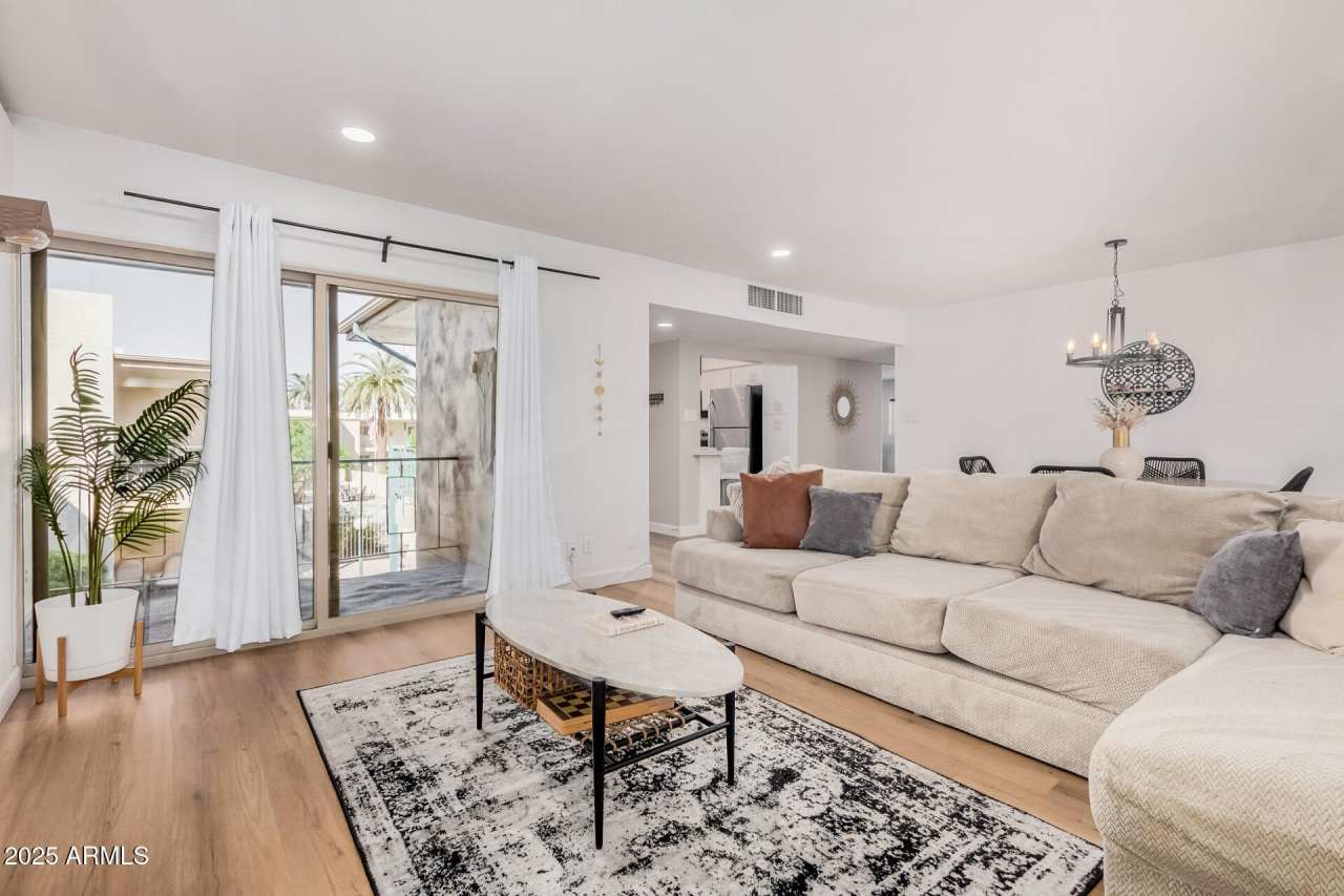 3655 N 5TH Avenue unit: 210