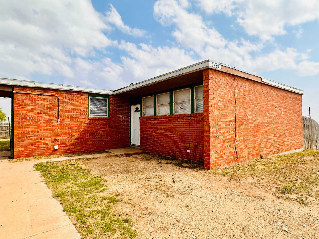 2523 Dow in Big Spring, TX