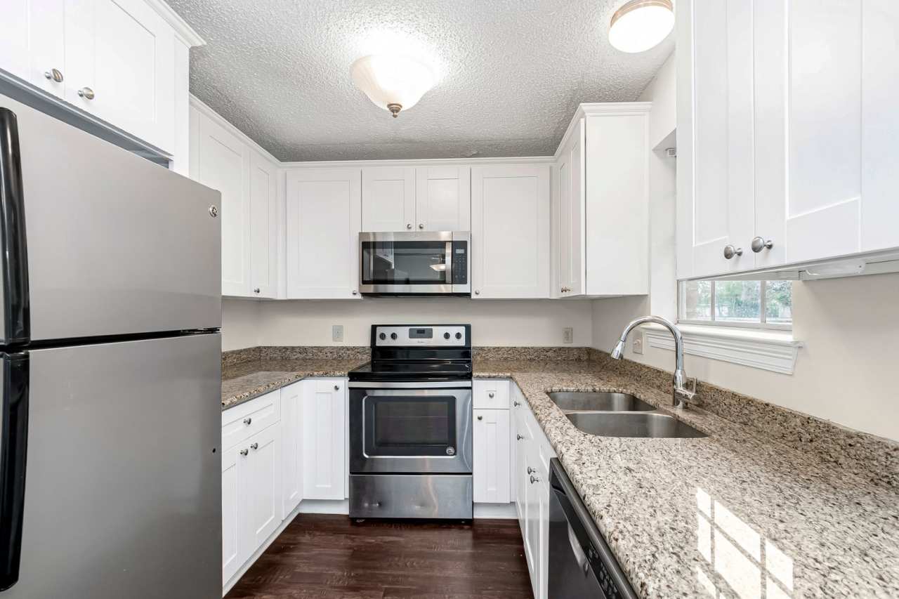 3 Bedroom Home located off N Jefferson Hwy.