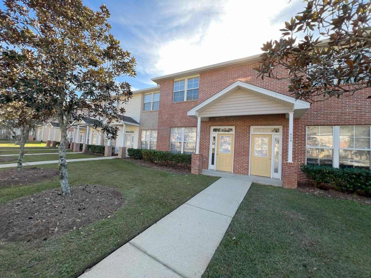 3400 Old Bainbridge Road unit: 108