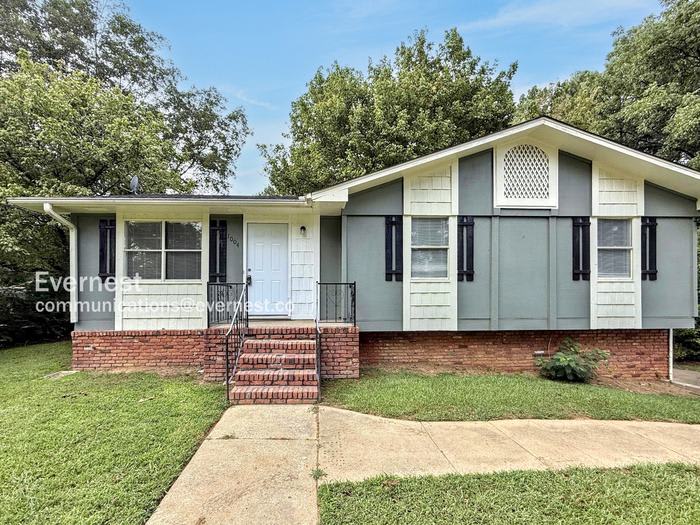 1004 Cherry Brook Circle