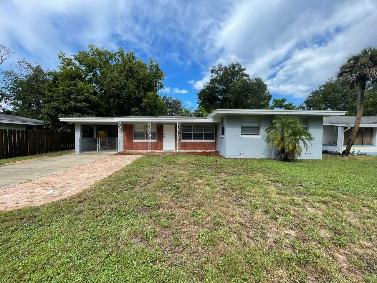 3 bedroom/2 bath house in Daytona Beach