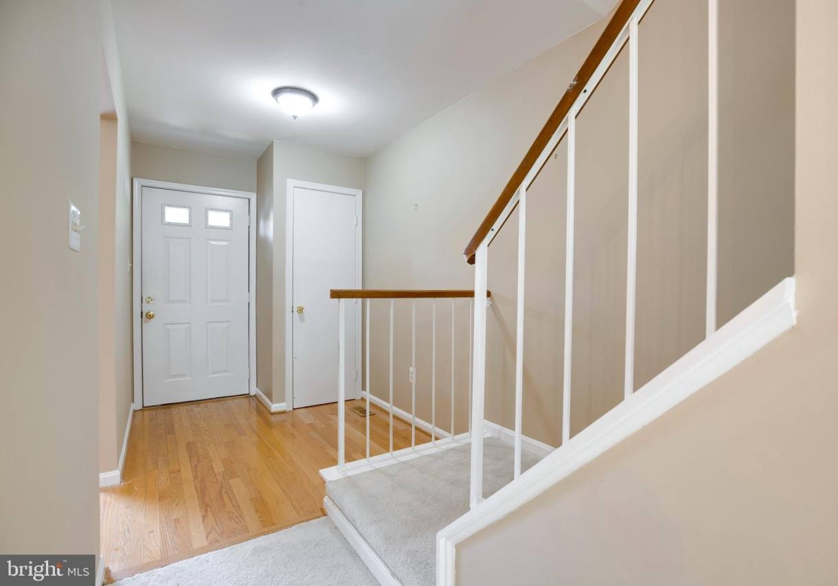 6886 CHASEWOOD CIRCLE