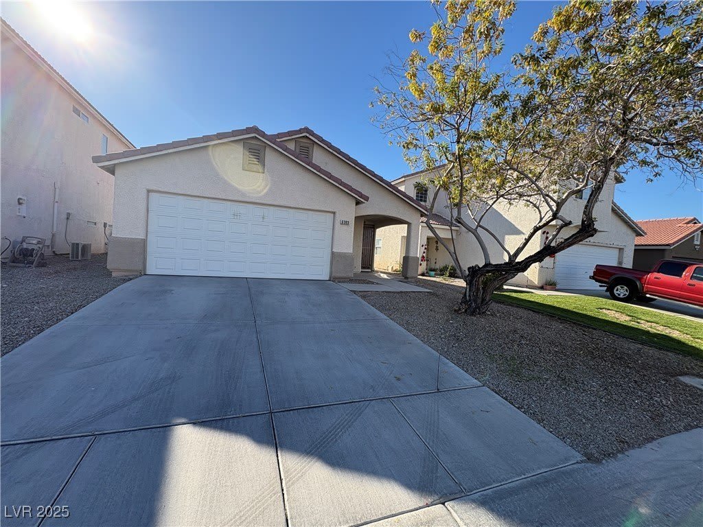 6303 Navajo Gorge Court