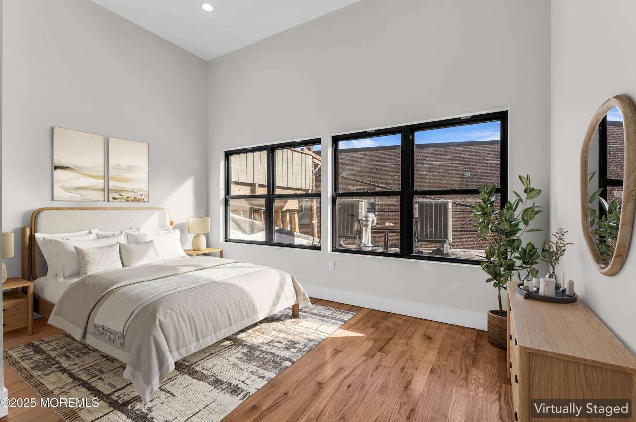 7 Broad Street unit: 3