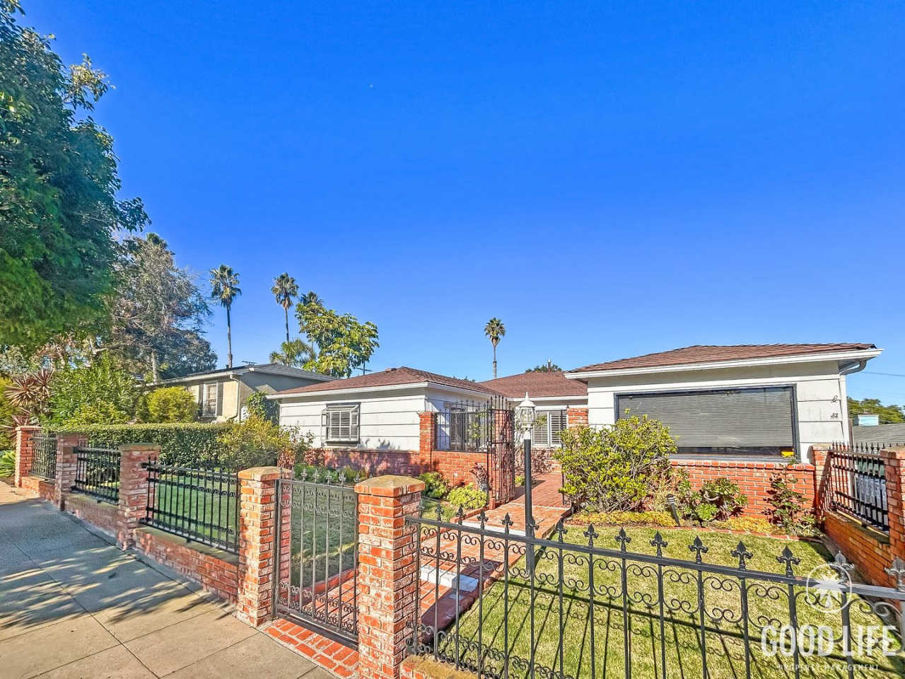 Beautiful 3BD/2BA W/ Private Pool, Garage, and A/C in Ocean Beach!