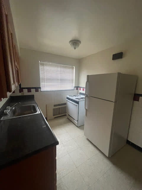 2384 Boudinot Avenue - 4