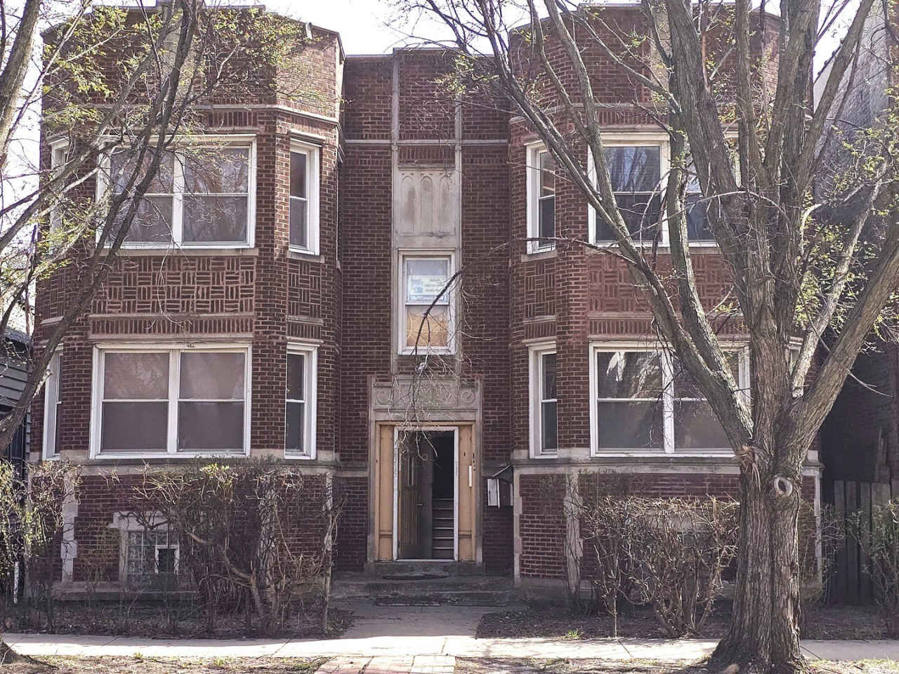 2317 W Marquette Road