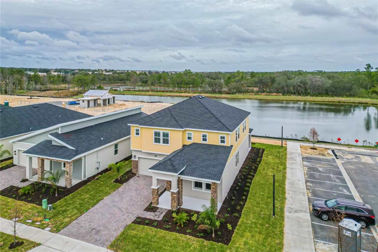 8955 CHIPPING SQUARE LANE