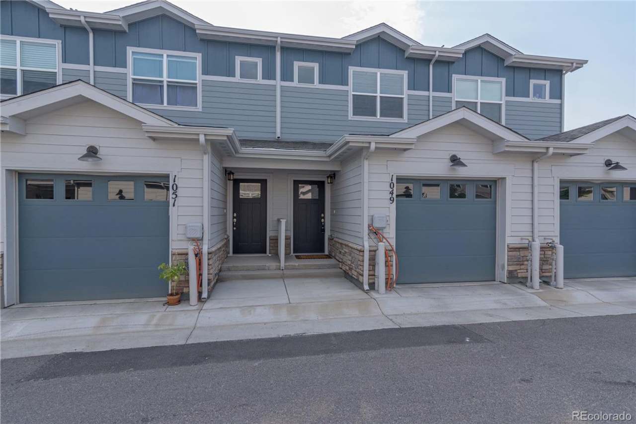 Beautiful Townhome in Lakewood