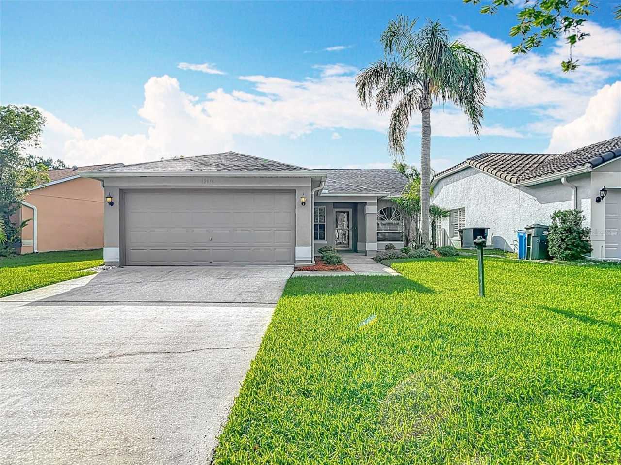 12914 ROYAL GEORGE AVENUE