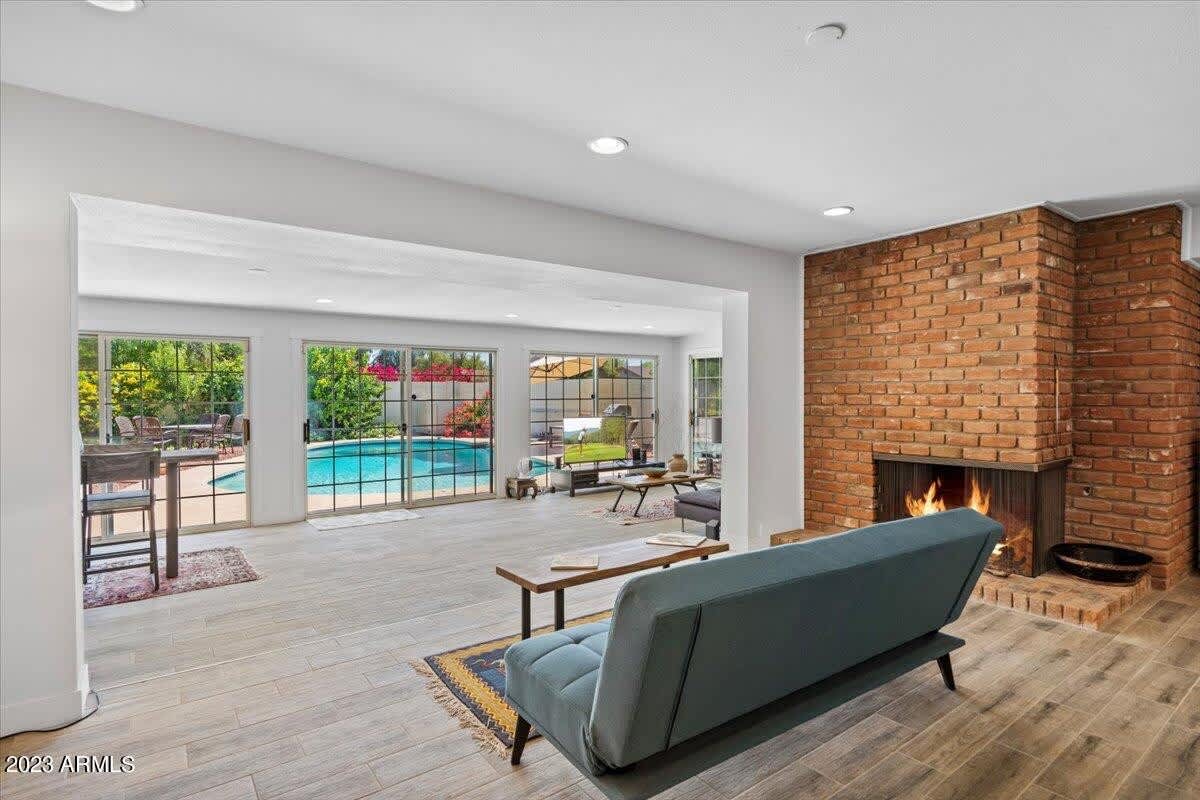 8713 E ORANGE BLOSSOM Lane