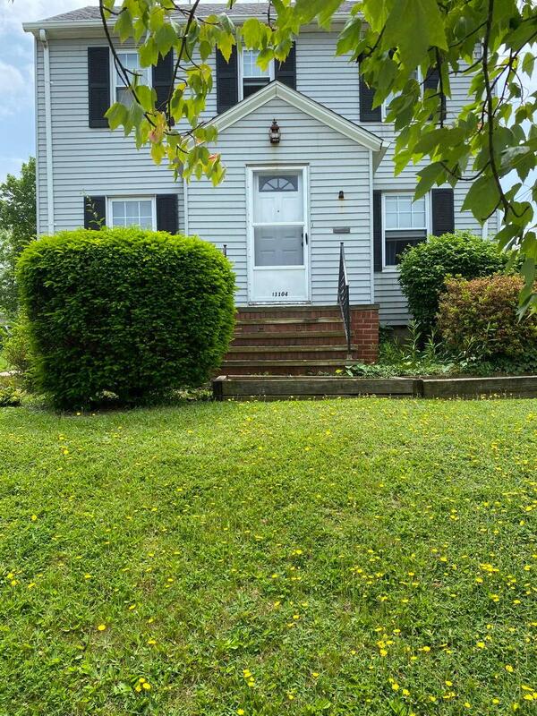 11104 Lincoln Avenue