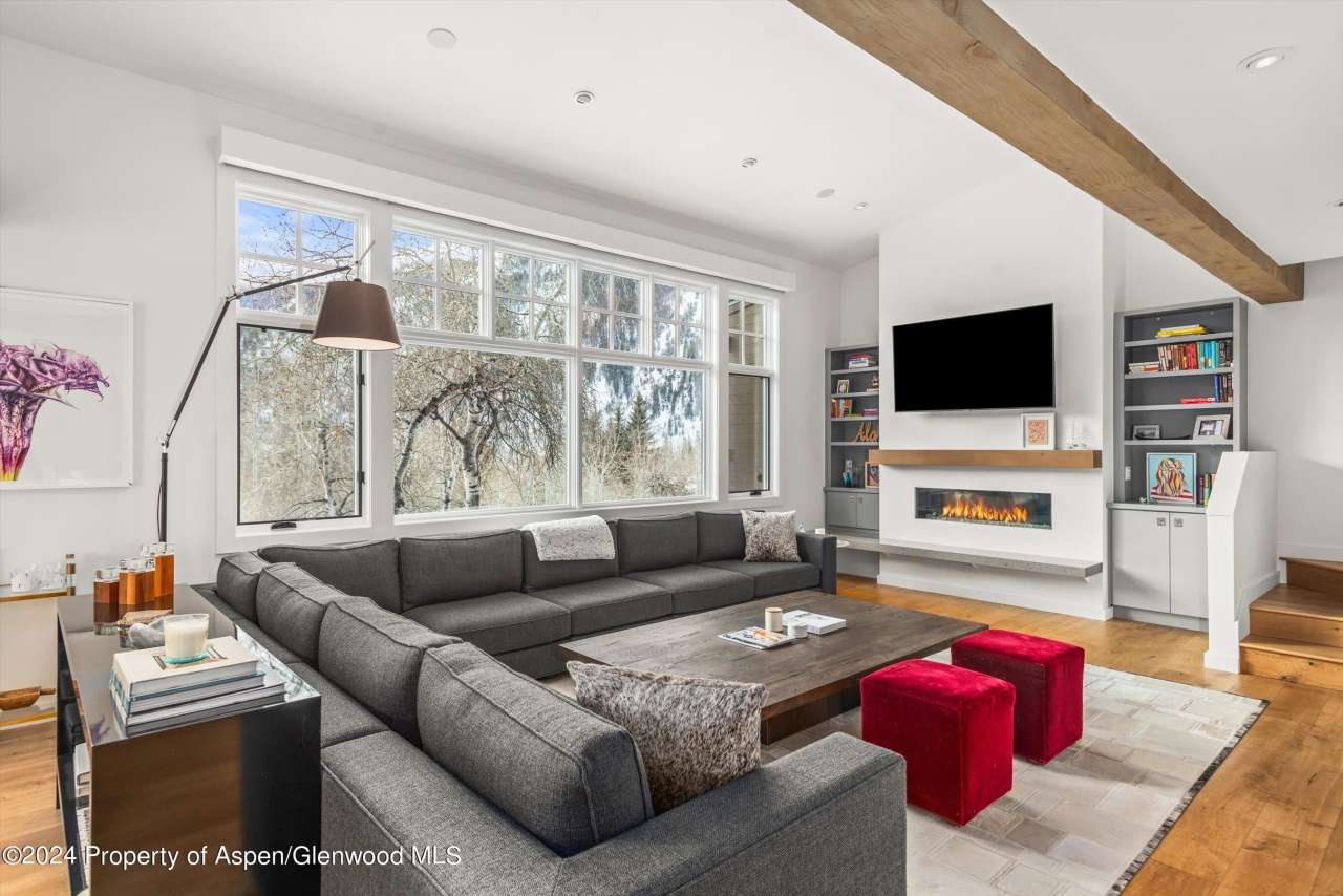 449 Mountain Laurel Drive unit: #4