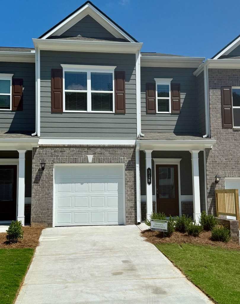 $500 off one Months Rent!