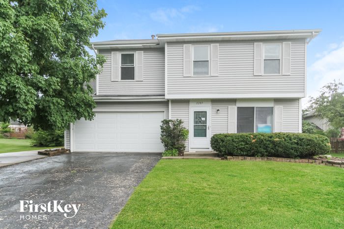 2207 Wentworth Court