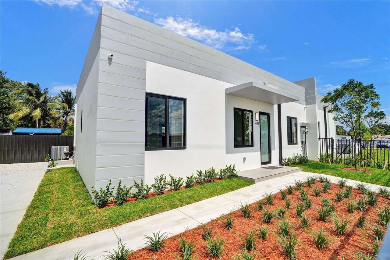 5145 East 3rd Avenue