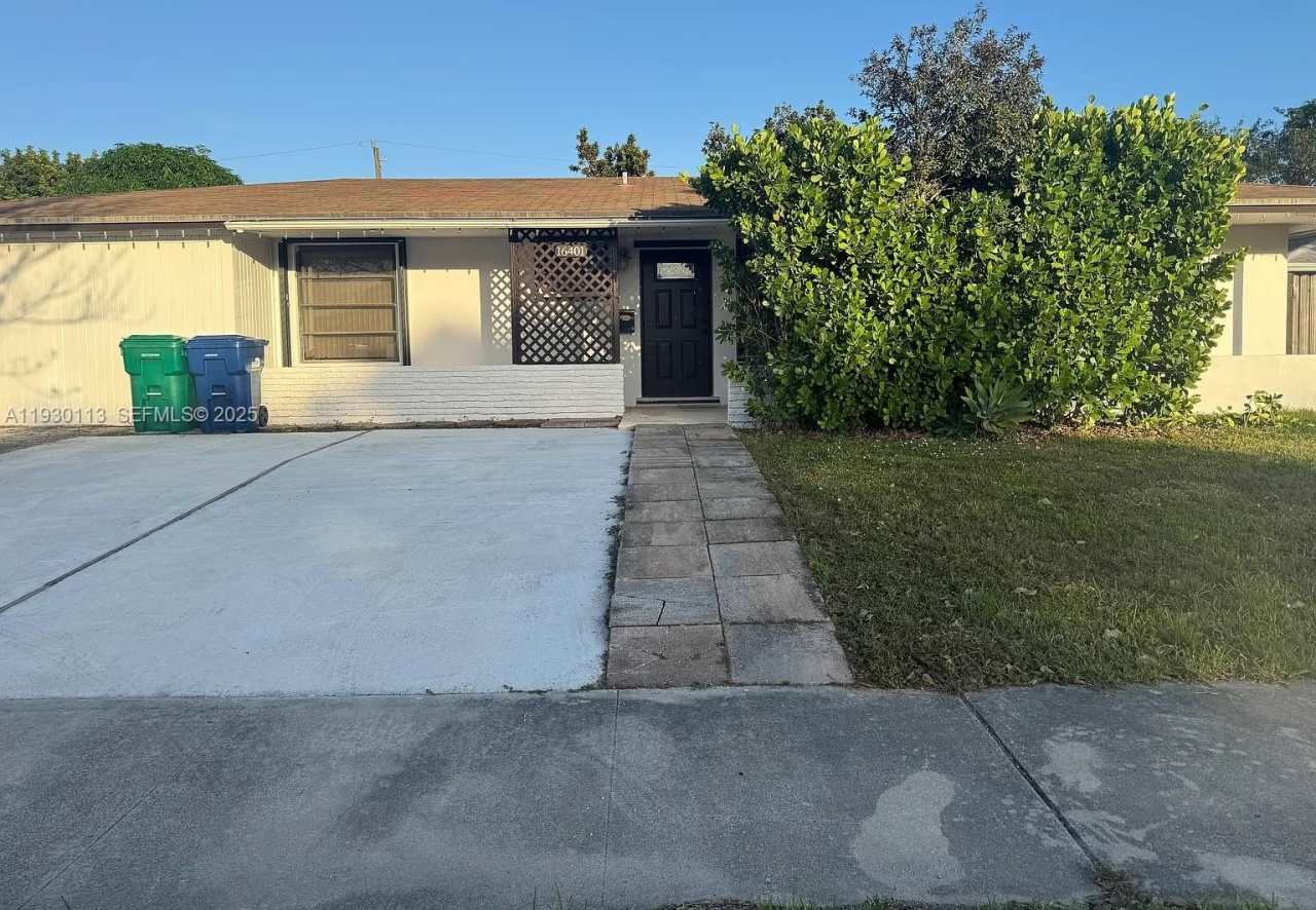 16401 SW 100th Ct