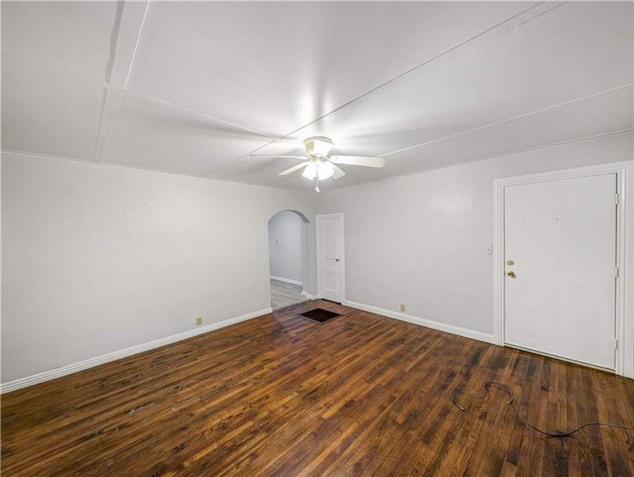 208 E Graham Street - 2