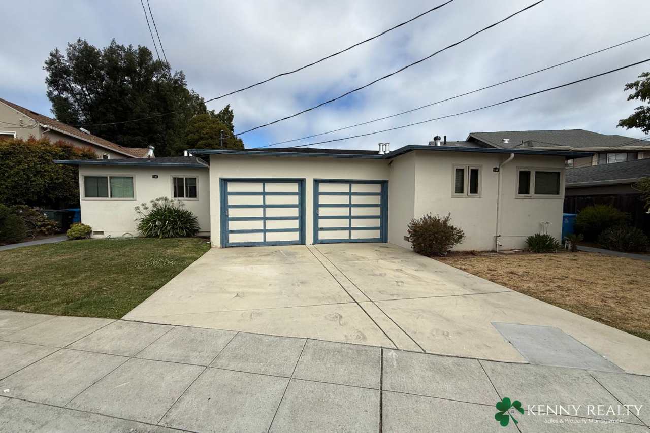 Remodeled 2 Bedroom Duplex with Private Backyard in San Mateo