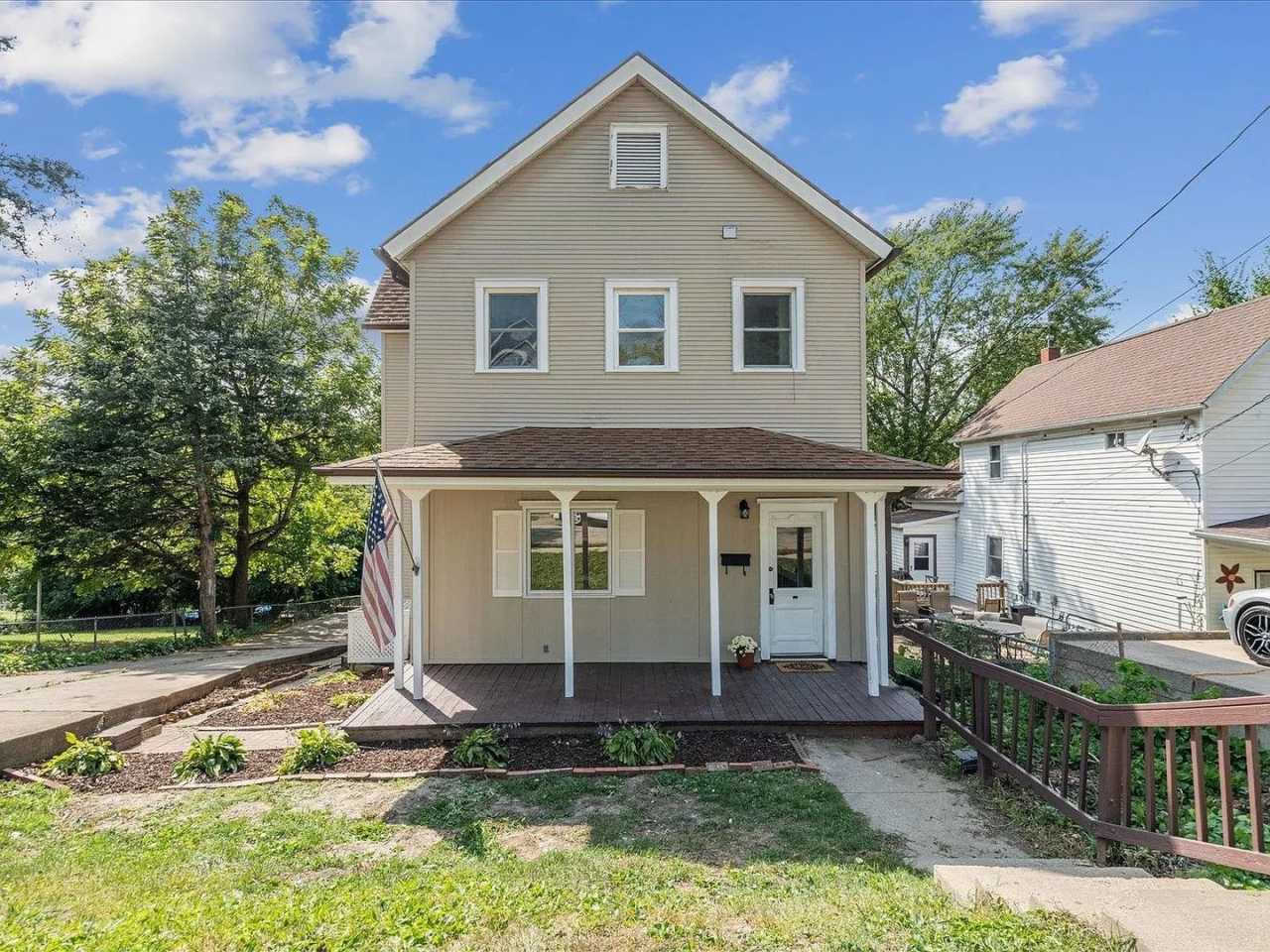 4 Bedroom in College area!