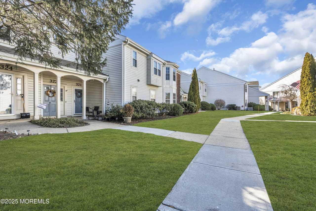 319 Tulip Lane