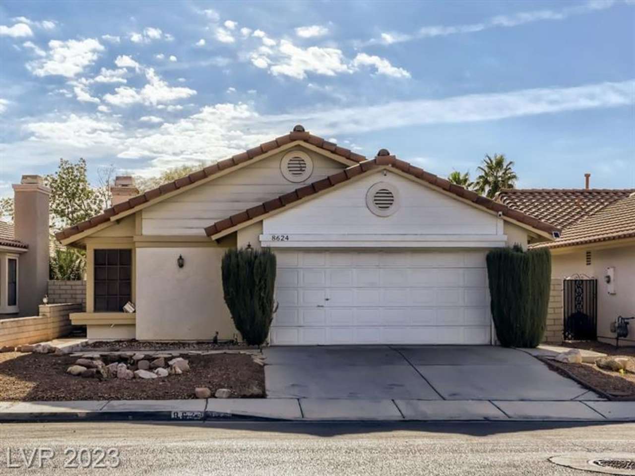 8624 MANALANG RD. LAS VEGAS NV 89123