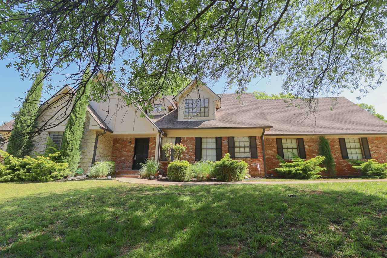 Impeccable 4 Bedroom Home, Jenks Schools Ready For Immediate Move In