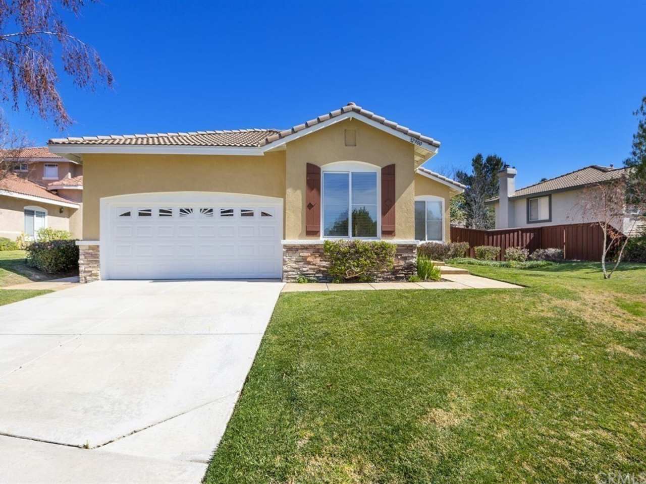 Paseo Del Sol Single Story 4 Bedroom House for Rent