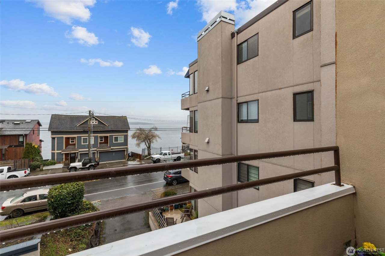 2Bd/1.75Ba Seattle Condo