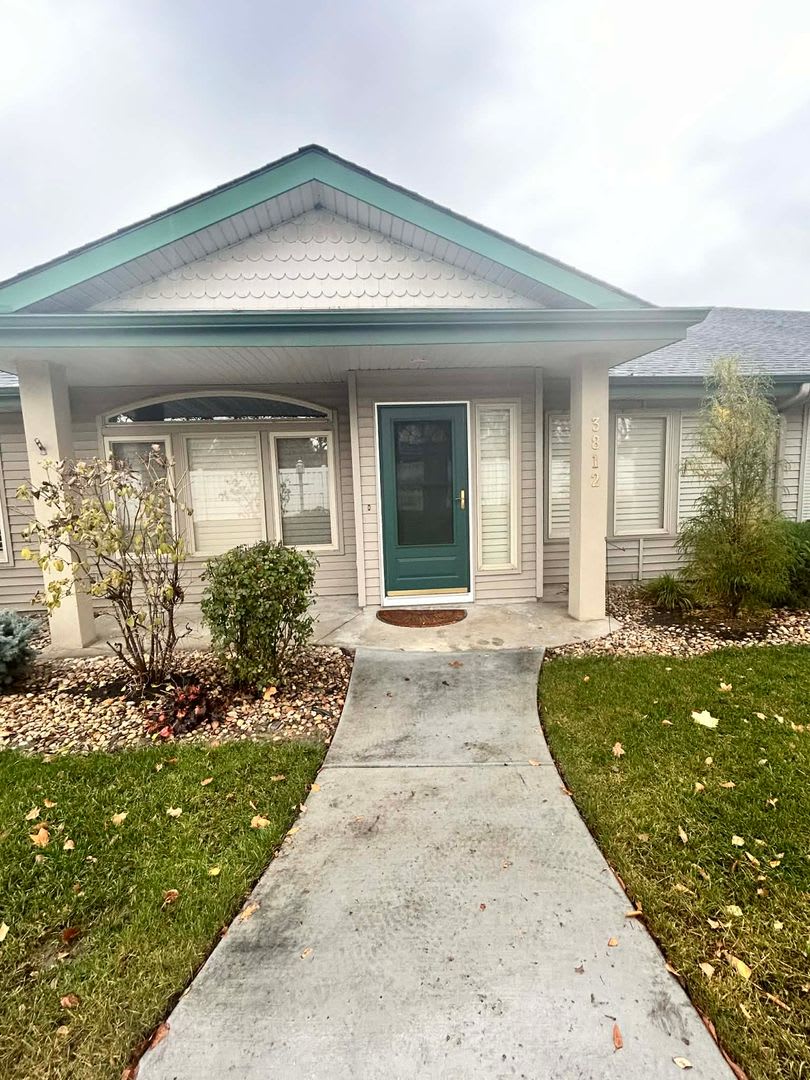 Spacious Duplex with 3-Car Garage  Private Patio!