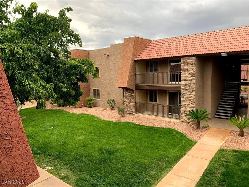 5081 River Glen Drive