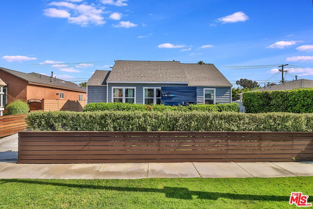 6027 Comey Ave