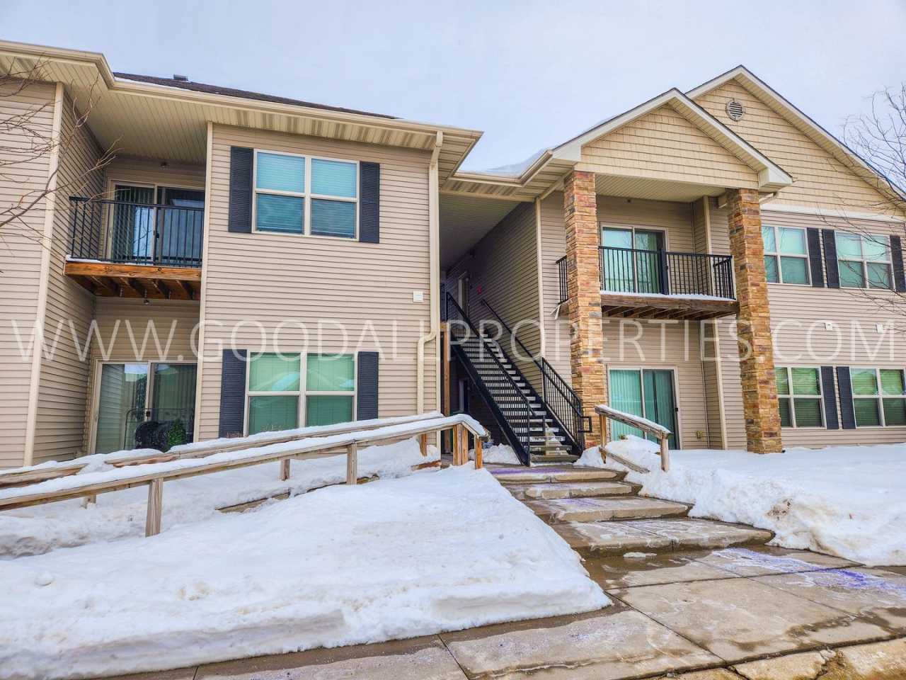 2 bedroom 2 bath Condo in Ankeny!
