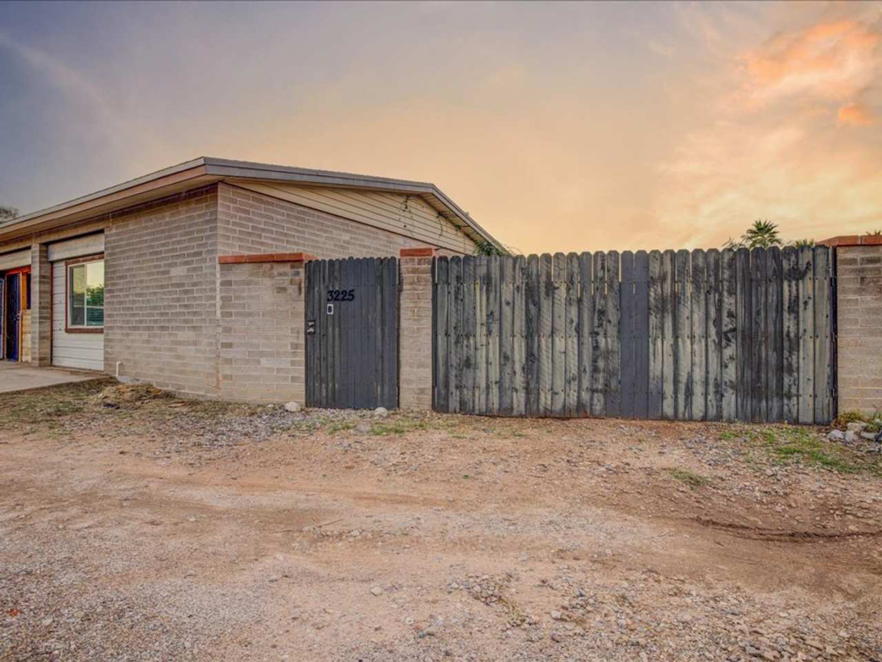 Studio. PROMO $400. OFF FIRST MONTH'S RENT