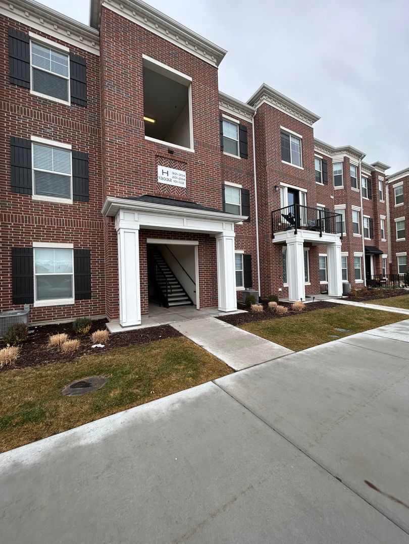 3 Bedroom 2 Bathroom Condo Herriman
