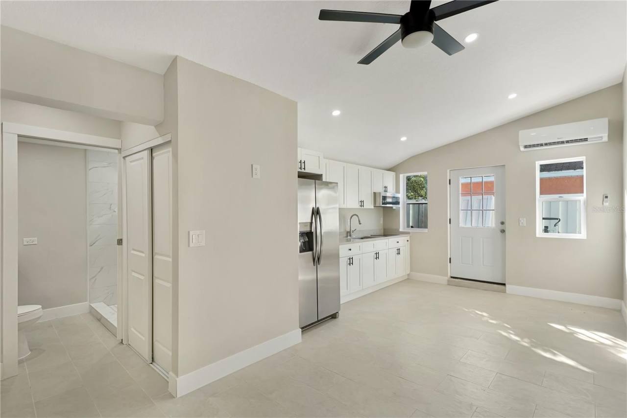 12826 ILLINOIS WOODS LANE