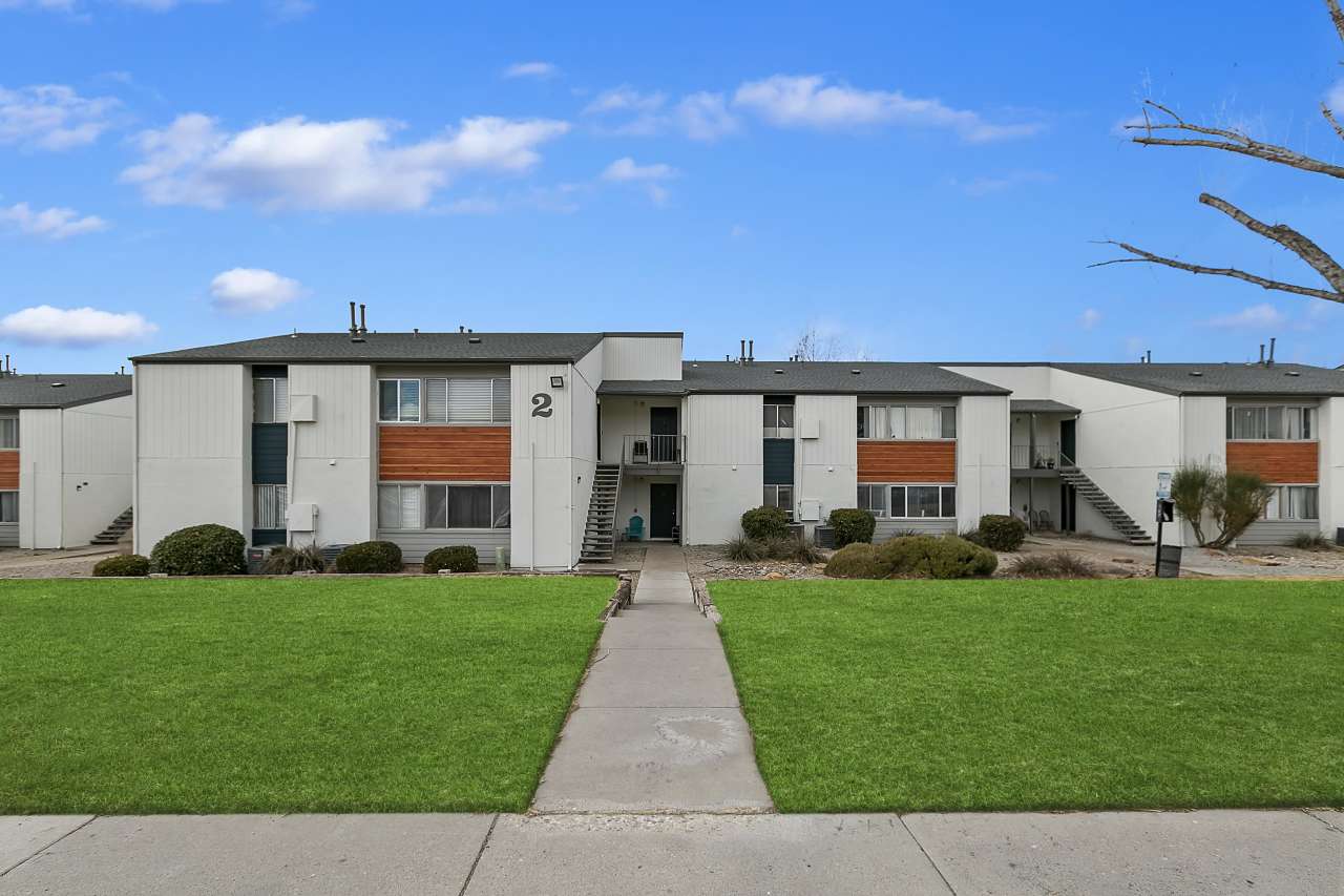 The Ridge Apartments