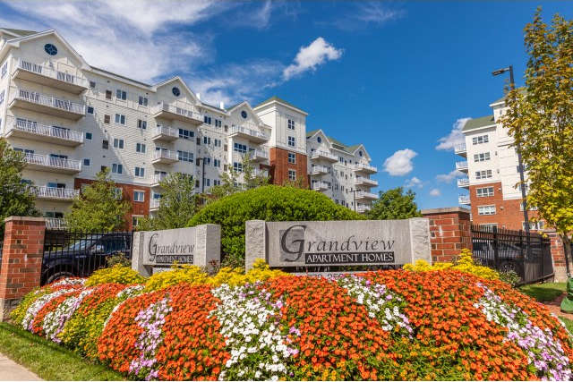 Grandview Apartments