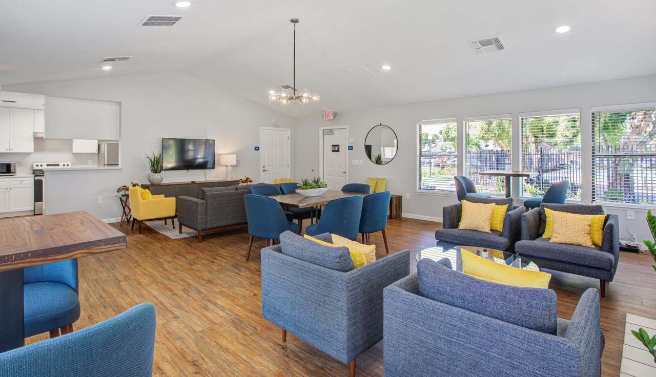 Stonegate Apartments